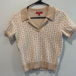 Guess Women's Beige and White Short Sleeve Top